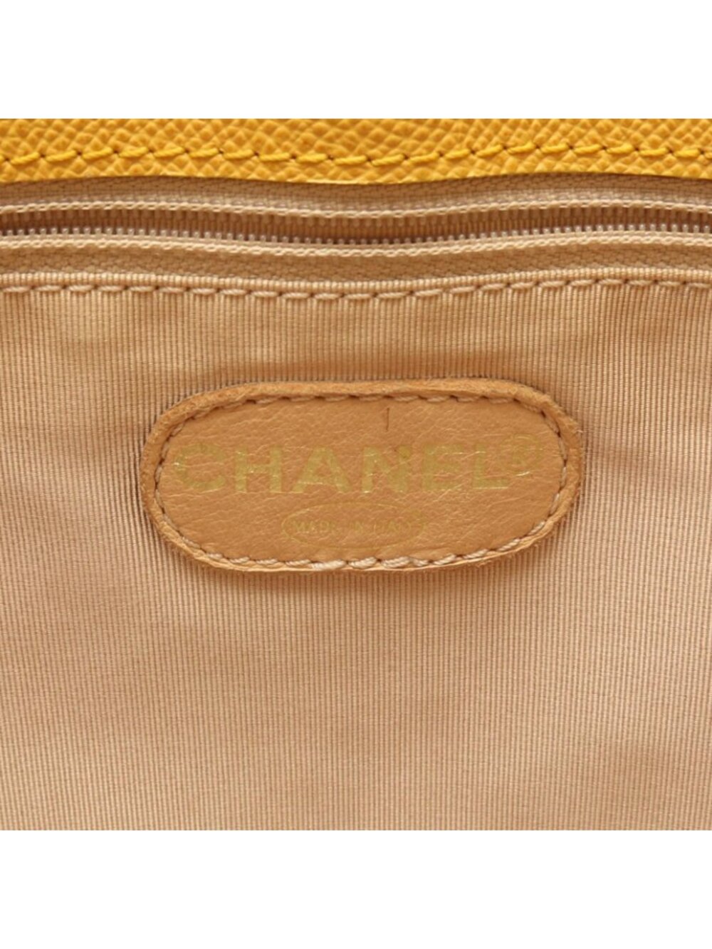 Chanel Tote with Charm Yellow Leather - Picture 4 of 15
